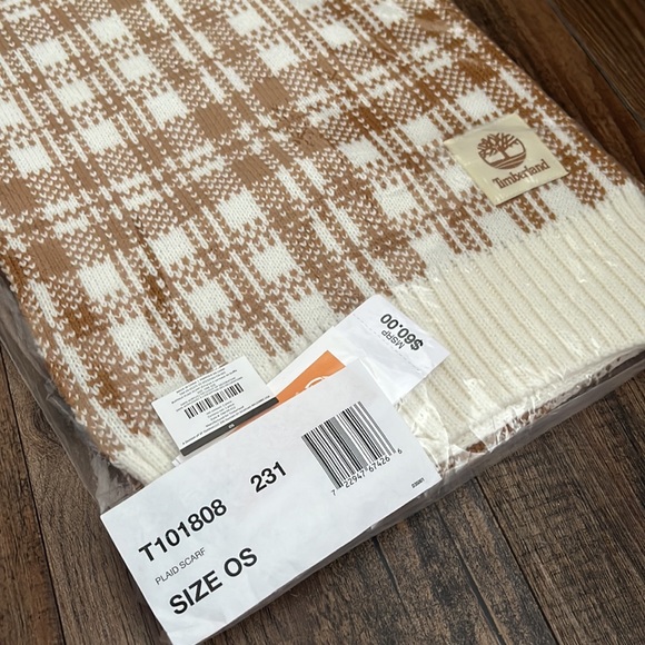 NWT Timberland scarf - Picture 3 of 3